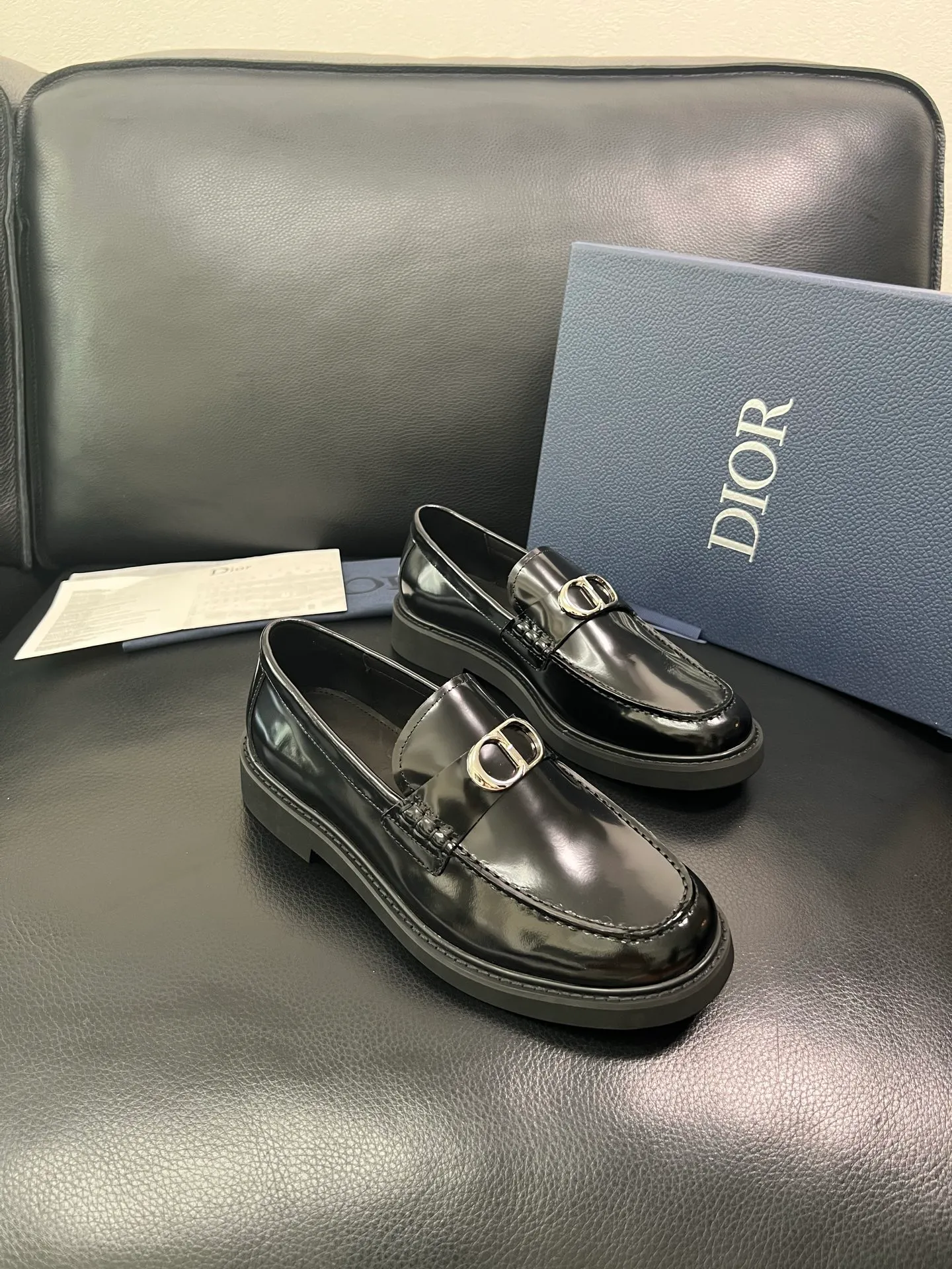 Men's men's shoes💰860 Dior top crafts Dior counter synchronization, original factory configuration, original cowhide fabric imported from Italy, breathable and comfortable imported water-dyed cow lining, sole: original factory special supply original sole super comfortable, original factory with single goods high quality, you can enter and exit the counter at will, welcome to compare counter synchronization, code number 39-44 (order 38 45) 85853